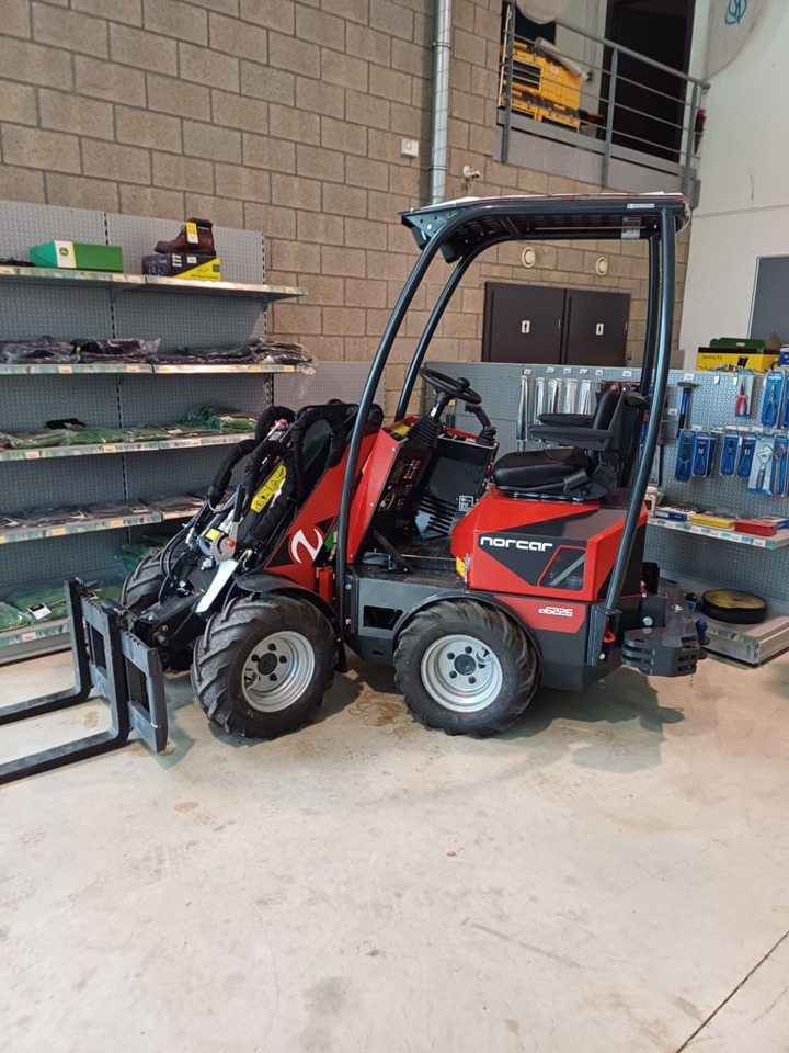 Norcar 6226 automotive Power+ - Kolesový nakladač: obrázok 4 Norcar 6226 automotive Power+ - Kolesový nakladač: obrázok 4