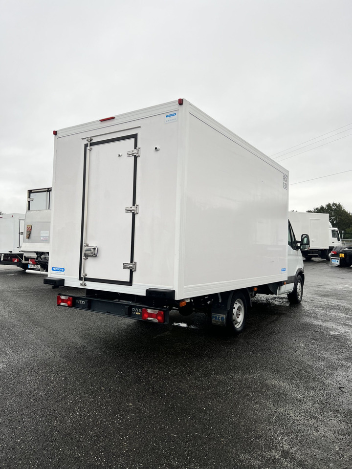 IVECO FRIGORIFICO - Chladiarenská dodávka: obrázok 2 IVECO FRIGORIFICO - Chladiarenská dodávka: obrázok 2