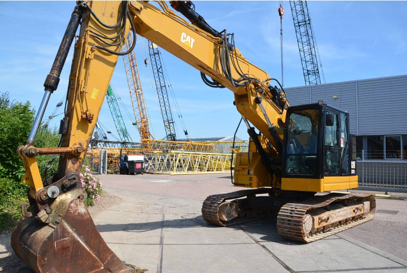 Cat 325 FL CR - Pásové rýpadlo: obrázok 3 Cat 325 FL CR - Pásové rýpadlo: obrázok 3