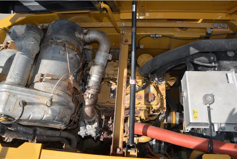 Pásové rýpadlo Cat 325 FL CR: obrázok 14