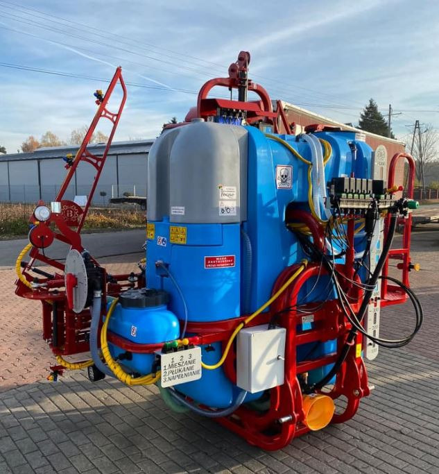 BIARDZKI Opryskiwacz 1000/15 / Sprayer / Распылитель/ Sprayer - Postrekovač za traktor: obrázok 3 BIARDZKI Opryskiwacz 1000/15 / Sprayer / Распылитель/ Sprayer - Postrekovač za traktor: obrázok 3