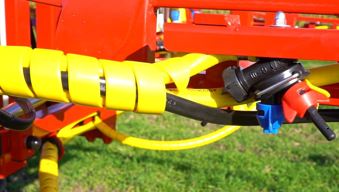 Biardzki Opryskiwacz 3000l /21 Hydropak / Sprayer 3000l /21 Hydropak/Feldspritze 3000l /21m Hydropak /Опрыскиватель 3000л /21м Гидропак/ - Ťahaný postrekovač: obrázok 2 Biardzki Opryskiwacz 3000l /21 Hydropak / Sprayer 3000l /21 Hydropak/Feldspritze 3000l /21m Hydropak /Опрыскиватель 3000л /21м Гидропак/ - Ťahaný postrekovač: obrázok 2