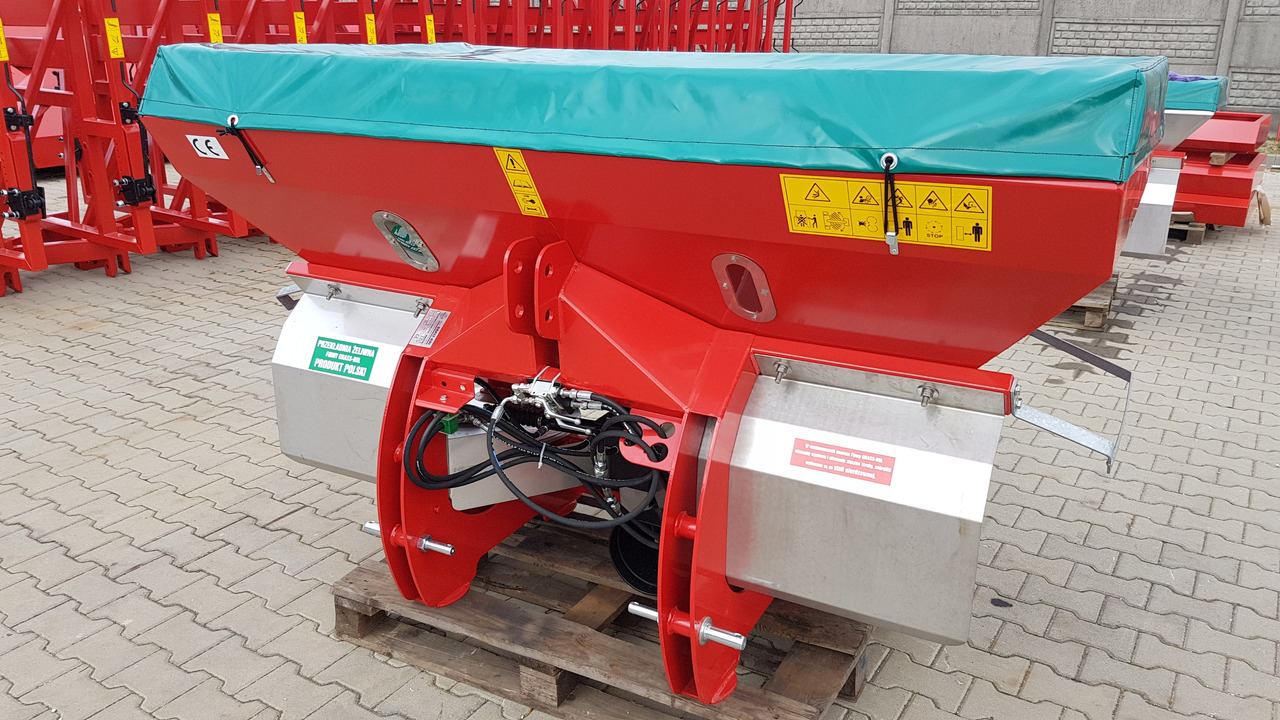 Grass-Rol Rozsiewacz dwutarczowy MASTER 1600 L / Fertilizer spreader / Düngerstreuer / Разбрасыватель удобрений - Rozmetač hnojiva: obrázok 1 Grass-Rol Rozsiewacz dwutarczowy MASTER 1600 L / Fertilizer spreader / Düngerstreuer / Разбрасыватель удобрений - Rozmetač hnojiva: obrázok 1