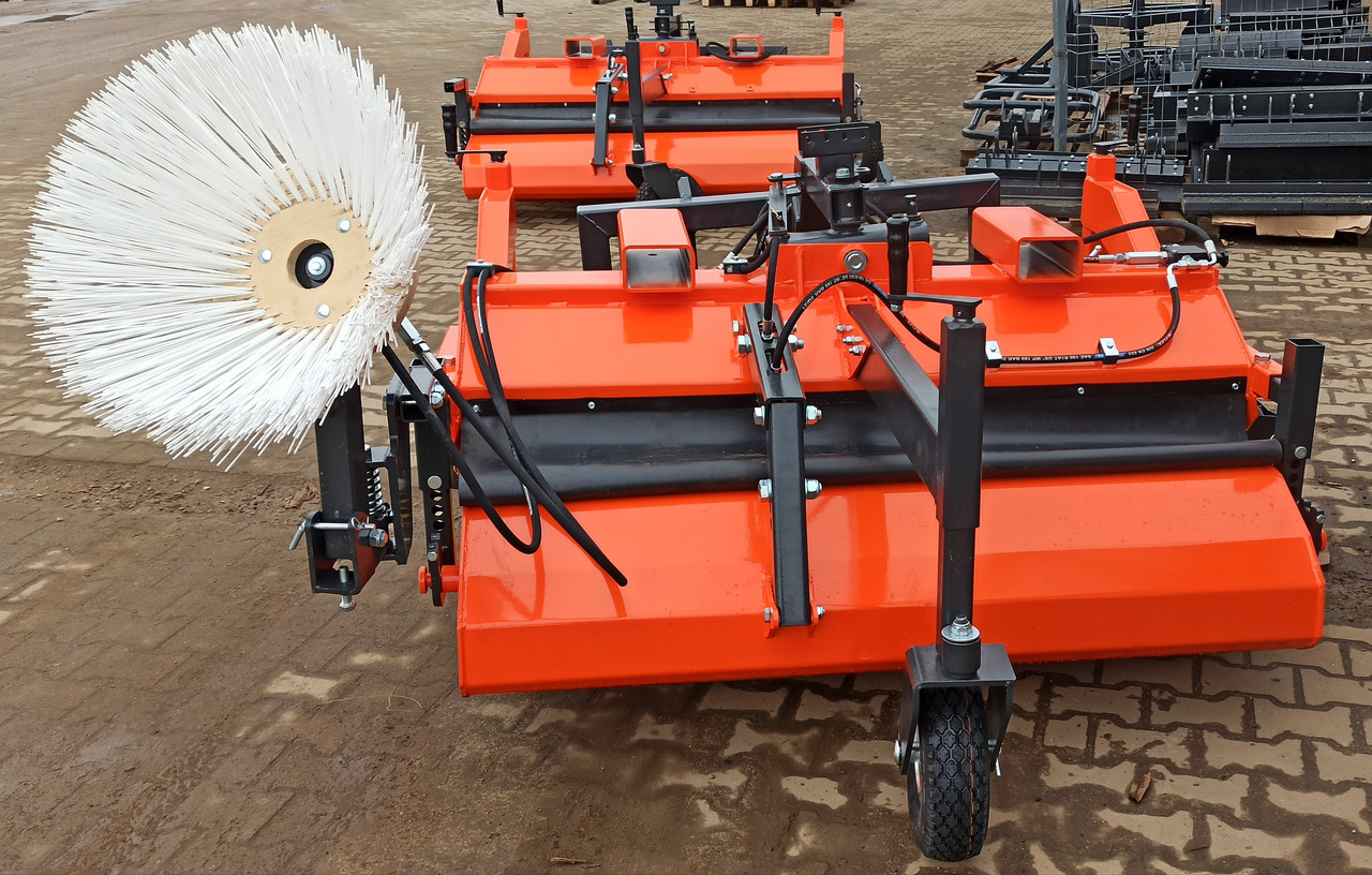 Metal-Technik Zamiatarka TOP MT 1600mm/ Sweeper / Kehrmaschine / Подметальная машина - Zametač: obrázok 2 Metal-Technik Zamiatarka TOP MT 1600mm/ Sweeper / Kehrmaschine / Подметальная машина - Zametač: obrázok 2