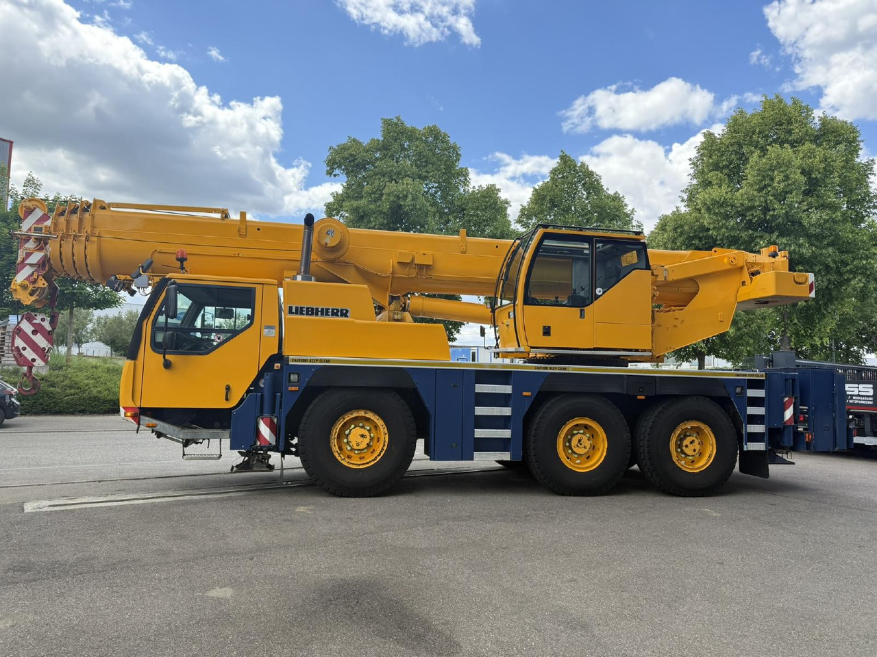 Liebherr LTM 1055-3.1 (05 - 055 855) | 6 x 6 - Autožeriav: obrázok 5 Liebherr LTM 1055-3.1 (05 - 055 855) | 6 x 6 - Autožeriav: obrázok 5