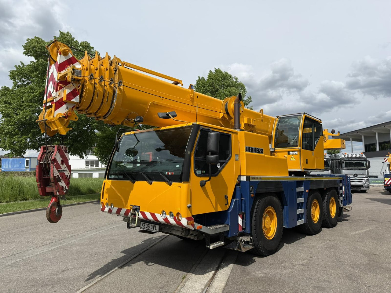 Liebherr LTM 1055-3.1 (05 - 055 855) - Autožeriav: obrázok 2 Liebherr LTM 1055-3.1 (05 - 055 855) - Autožeriav: obrázok 2