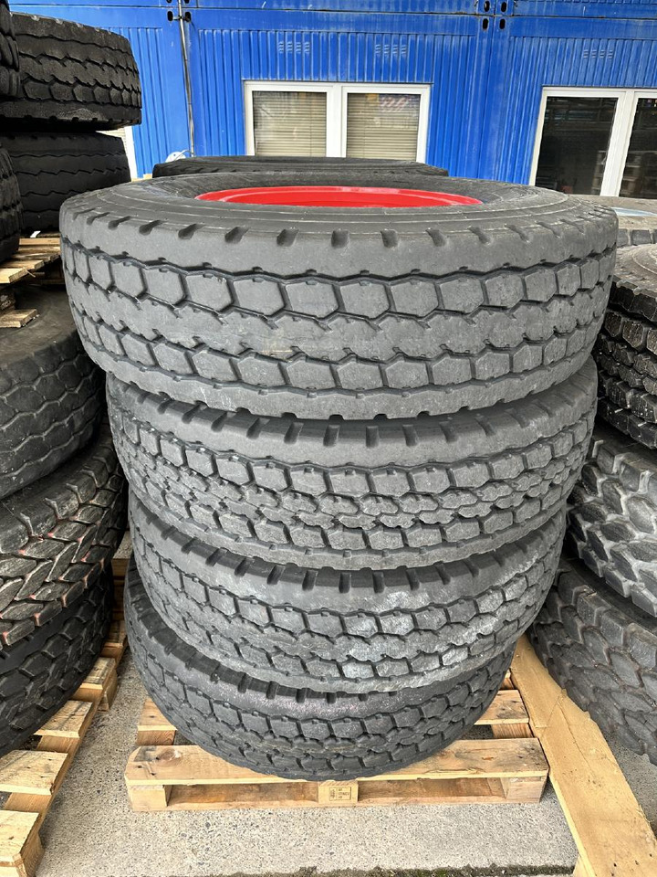 Liebherr Zubehör = Kompletträder 8 x Bridgestone VHS 385/95 R25 (14.00 R25) - Autožeriav: obrázok 2 Liebherr Zubehör = Kompletträder 8 x Bridgestone VHS 385/95 R25 (14.00 R25) - Autožeriav: obrázok 2