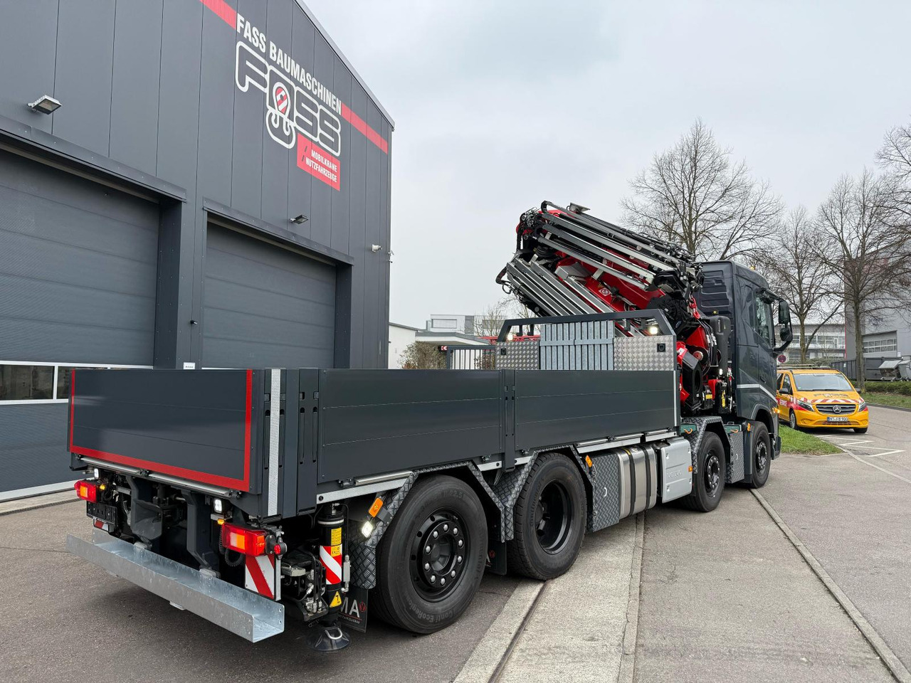 Volvo FH 500 | Kran Fassi F820 RA.2 | Jib L426 - Valníkový/ Plošinový nákladný automobil, Auto s hydraulickou rukou: obrázok 3 Volvo FH 500 | Kran Fassi F820 RA.2 | Jib L426 - Valníkový/ Plošinový nákladný automobil, Auto s hydraulickou rukou: obrázok 3