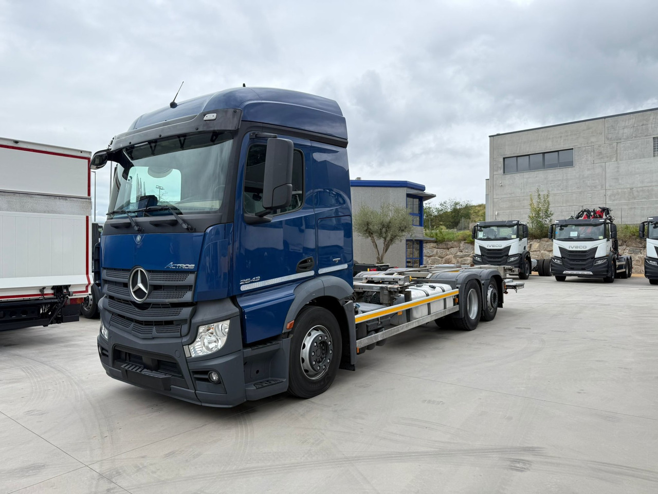 MERCEDES BENZ 25.43L Actros E6 (Chassis) - Podvozek s kabinou: obrázok 1 MERCEDES BENZ 25.43L Actros E6 (Chassis) - Podvozek s kabinou: obrázok 1