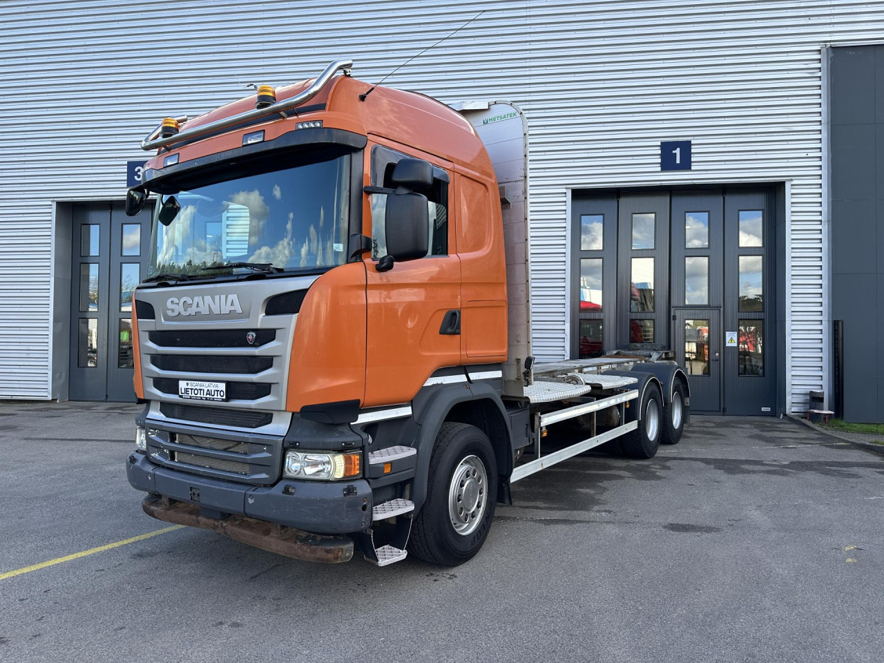 SCANIA R 450 CB6x4HHZ - Podvozek s kabinou: obrázok 4 SCANIA R 450 CB6x4HHZ - Podvozek s kabinou: obrázok 4