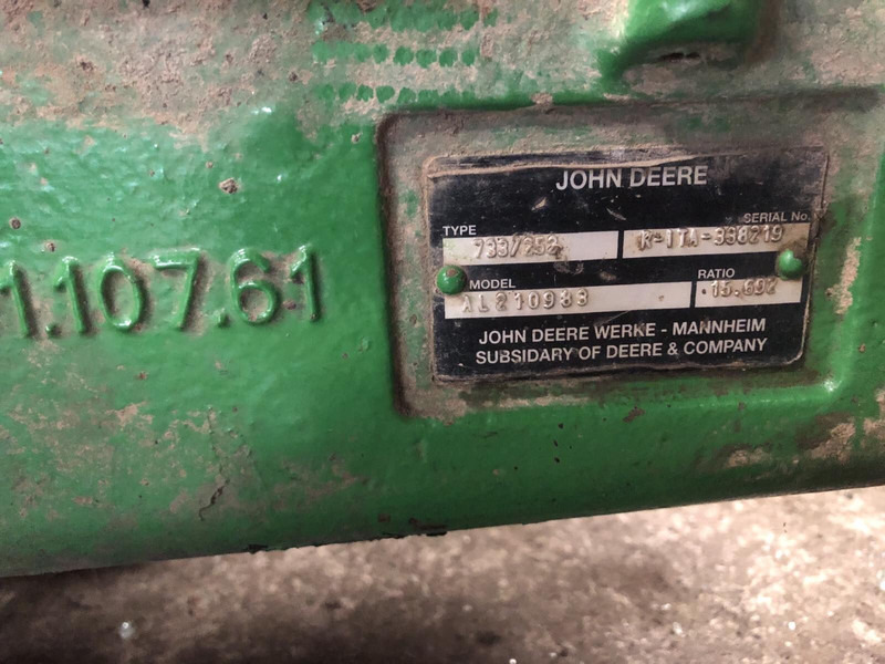John Deere - Poloos: obrázok 3 John Deere - Poloos: obrázok 3