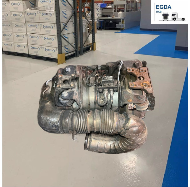 John Deere - Katalyzátor: obrázok 2 John Deere - Katalyzátor: obrázok 2