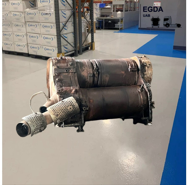 Mercedes-Benz Arocs - Katalyzátor: obrázok 2 Mercedes-Benz Arocs - Katalyzátor: obrázok 2