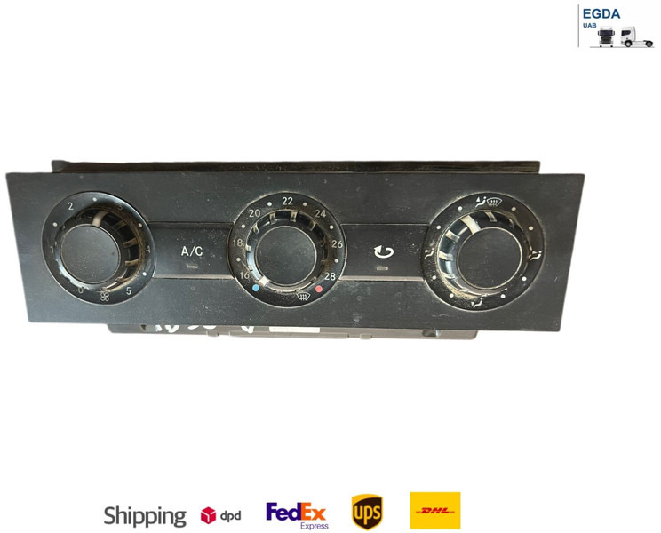 Mercedes-Benz - Palubná doska: obrázok 1 Mercedes-Benz - Palubná doska: obrázok 1