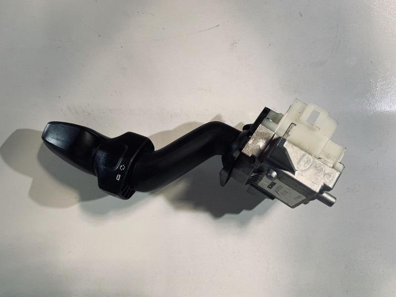 Scania P250 - Relé: obrázok 2 Scania P250 - Relé: obrázok 2