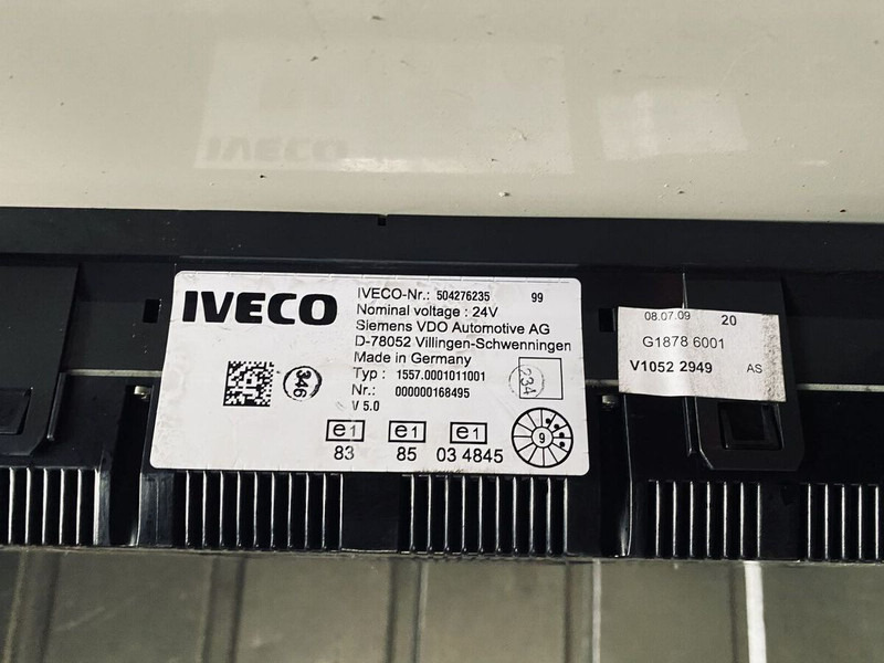 Siemens VDO - Palubná doska: obrázok 3 Siemens VDO - Palubná doska: obrázok 3