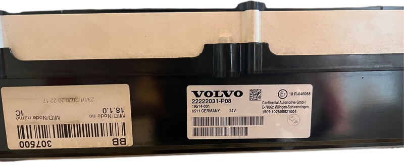Volvo 22222031 - Palubná doska: obrázok 4 Volvo 22222031 - Palubná doska: obrázok 4