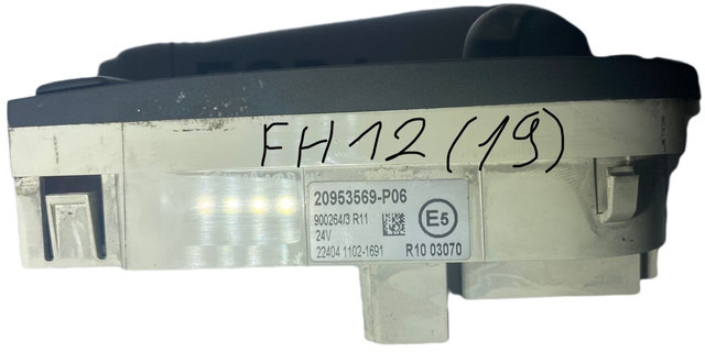 Volvo - Palubná doska: obrázok 2 Volvo - Palubná doska: obrázok 2