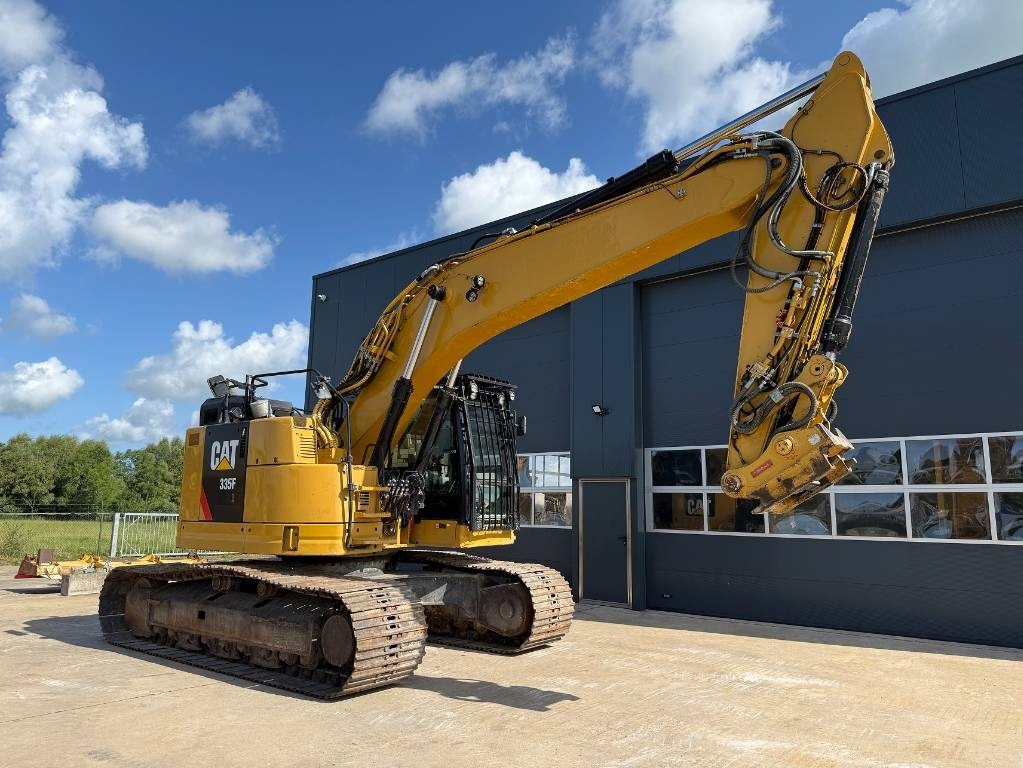 CAT 335 F L CR - Pásové rýpadlo: obrázok 4 CAT 335 F L CR - Pásové rýpadlo: obrázok 4