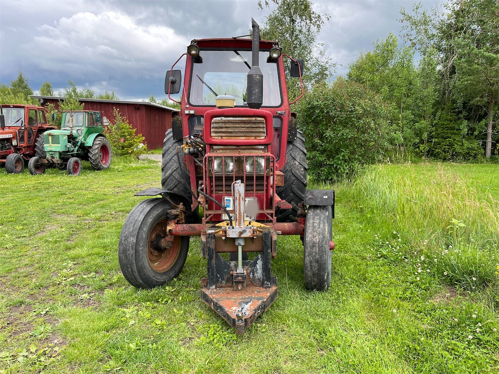 BM VOLVO T 650 - Traktor: obrázok 2 BM VOLVO T 650 - Traktor: obrázok 2