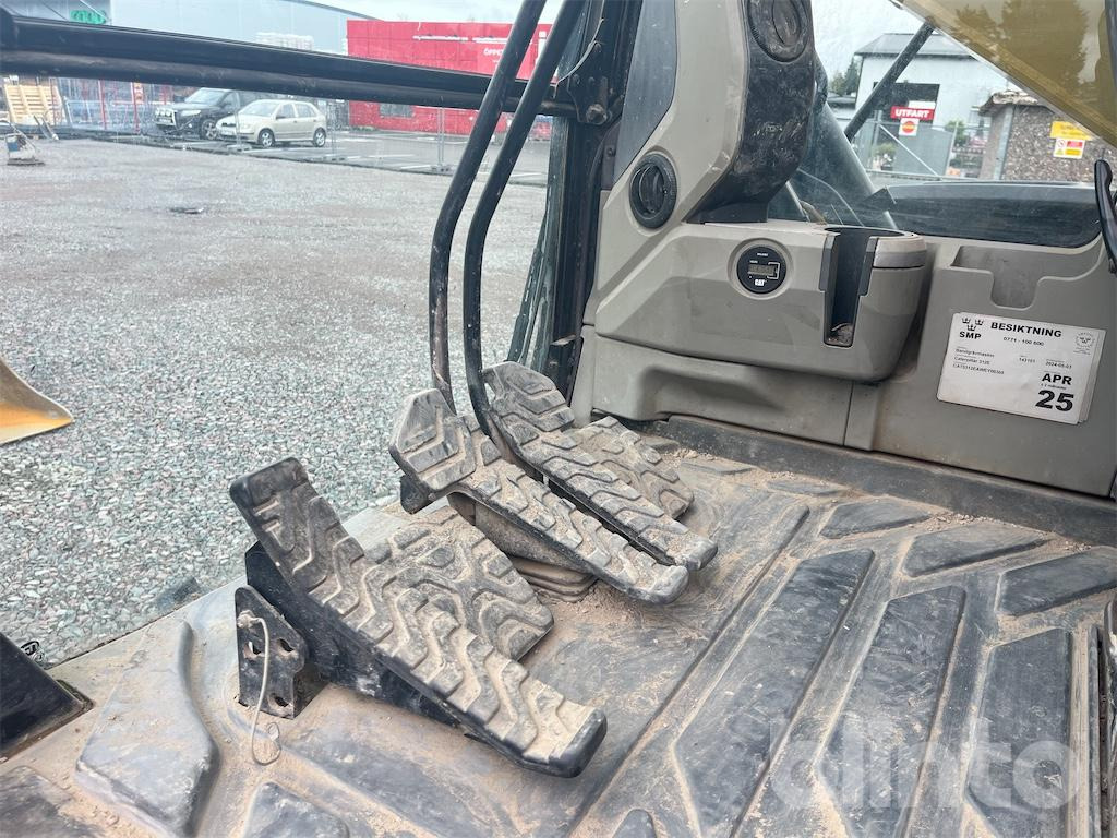 Pásové rýpadlo CAT 312EL: obrázok 14 Pásové rýpadlo CAT 312EL: obrázok 14