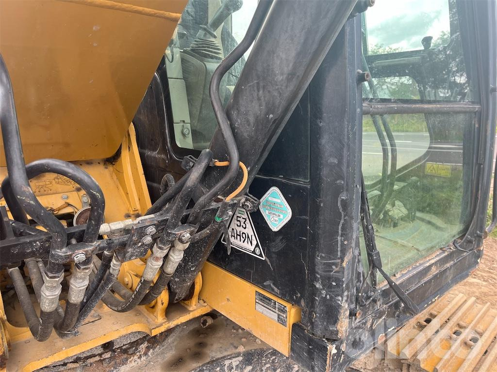 Pásové rýpadlo CAT 312EL: obrázok 25 Pásové rýpadlo CAT 312EL: obrázok 25