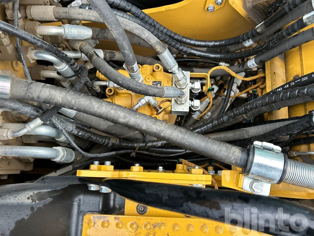 Pásové rýpadlo CAT 313 NG: obrázok 32 Pásové rýpadlo CAT 313 NG: obrázok 32