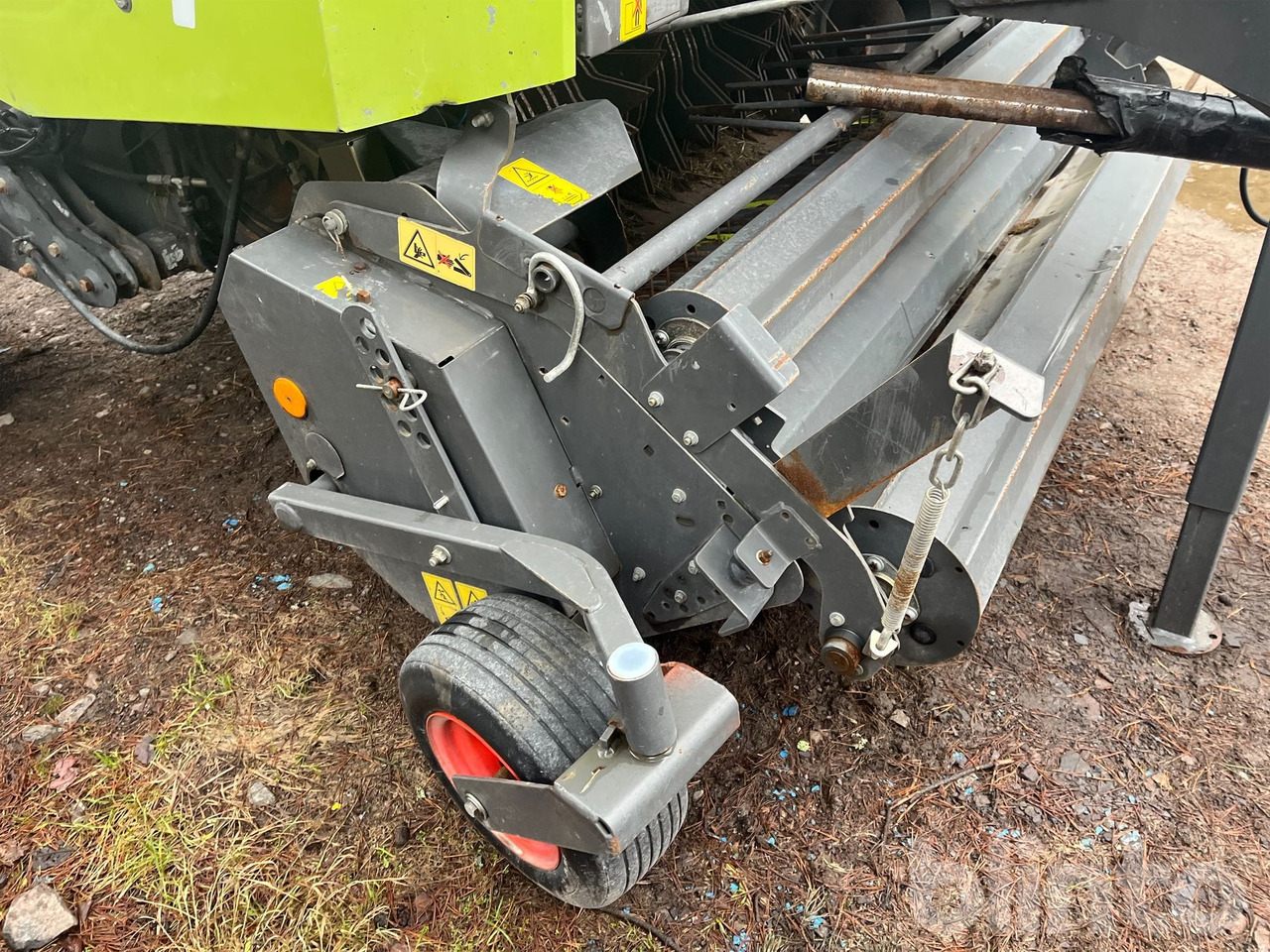 Lis na okrúhle balíky, Obaľovací stroj Claas Rollant 355 Uniwrap: obrázok 19 Lis na okrúhle balíky, Obaľovací stroj Claas Rollant 355 Uniwrap: obrázok 19