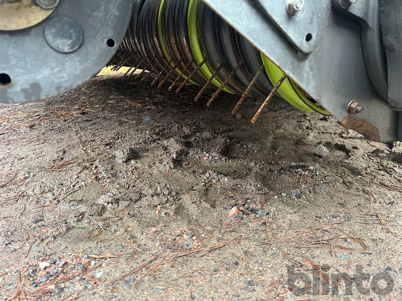 Lis na okrúhle balíky, Obaľovací stroj Claas Rollant 355 Uniwrap: obrázok 9 Lis na okrúhle balíky, Obaľovací stroj Claas Rollant 355 Uniwrap: obrázok 9