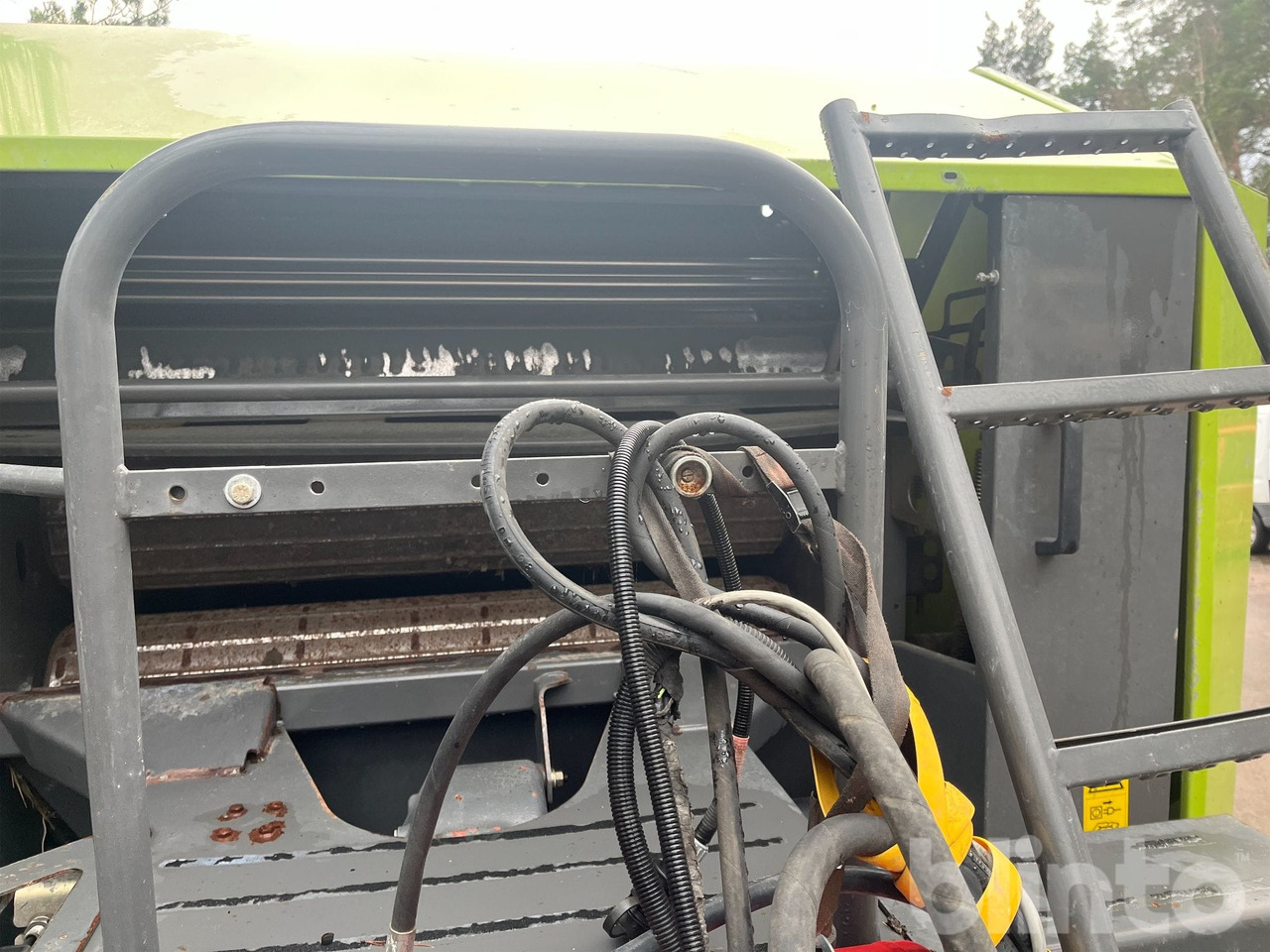 Lis na okrúhle balíky, Obaľovací stroj Claas Rollant 355 Uniwrap: obrázok 16 Lis na okrúhle balíky, Obaľovací stroj Claas Rollant 355 Uniwrap: obrázok 16