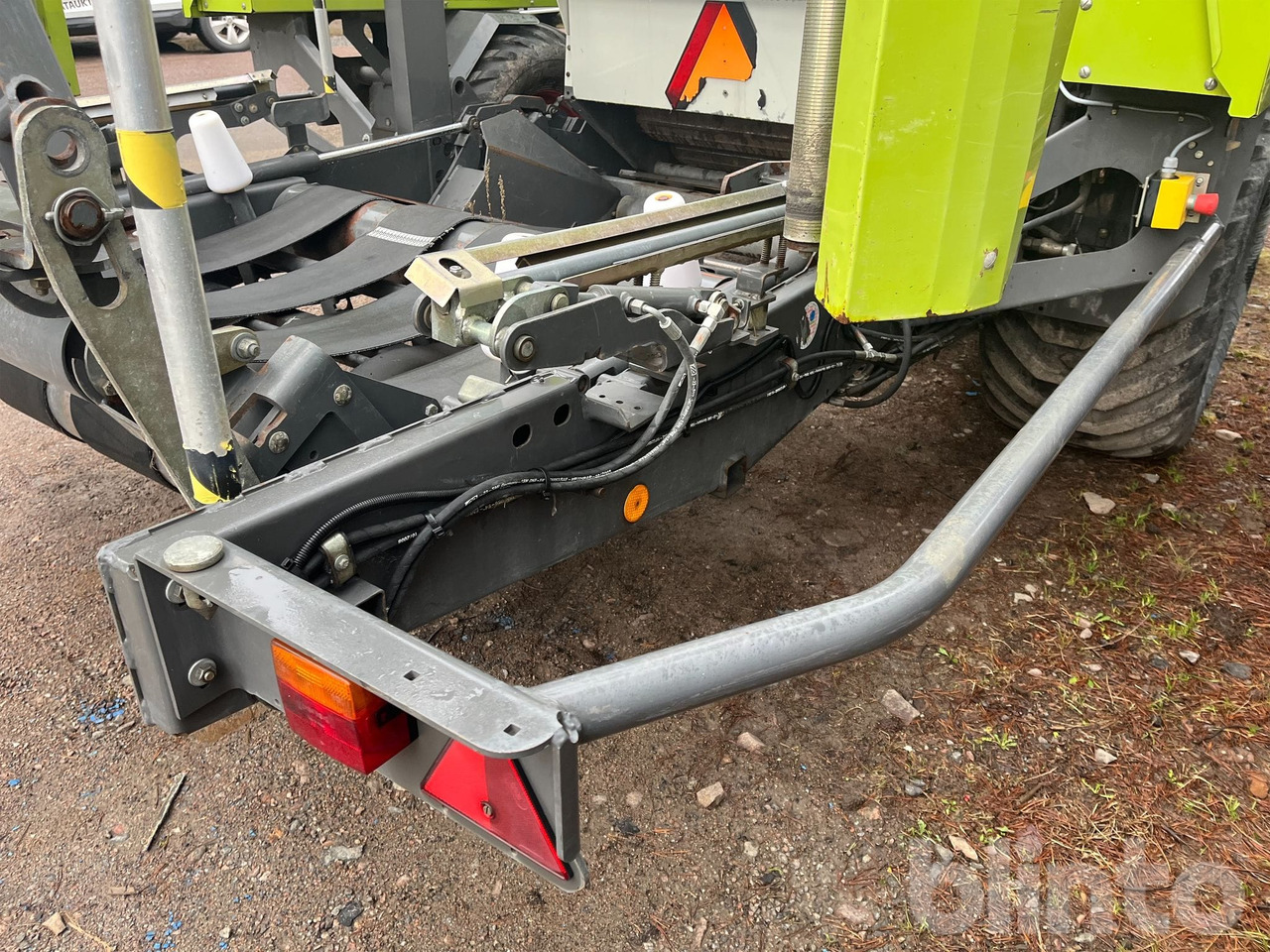 Lis na okrúhle balíky, Obaľovací stroj Claas Rollant 355 Uniwrap: obrázok 27 Lis na okrúhle balíky, Obaľovací stroj Claas Rollant 355 Uniwrap: obrázok 27