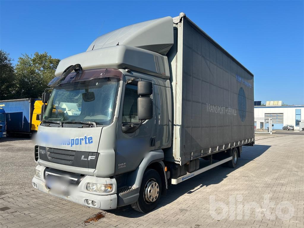 DAF 45.220 (2010) - Plachtové nákladné vozidlo: obrázok 1 DAF 45.220 (2010) - Plachtové nákladné vozidlo: obrázok 1