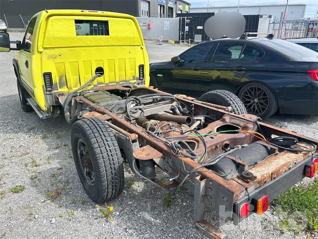 Chevrolet V8 8.1 liter - Dodávka: obrázok 5 Chevrolet V8 8.1 liter - Dodávka: obrázok 5