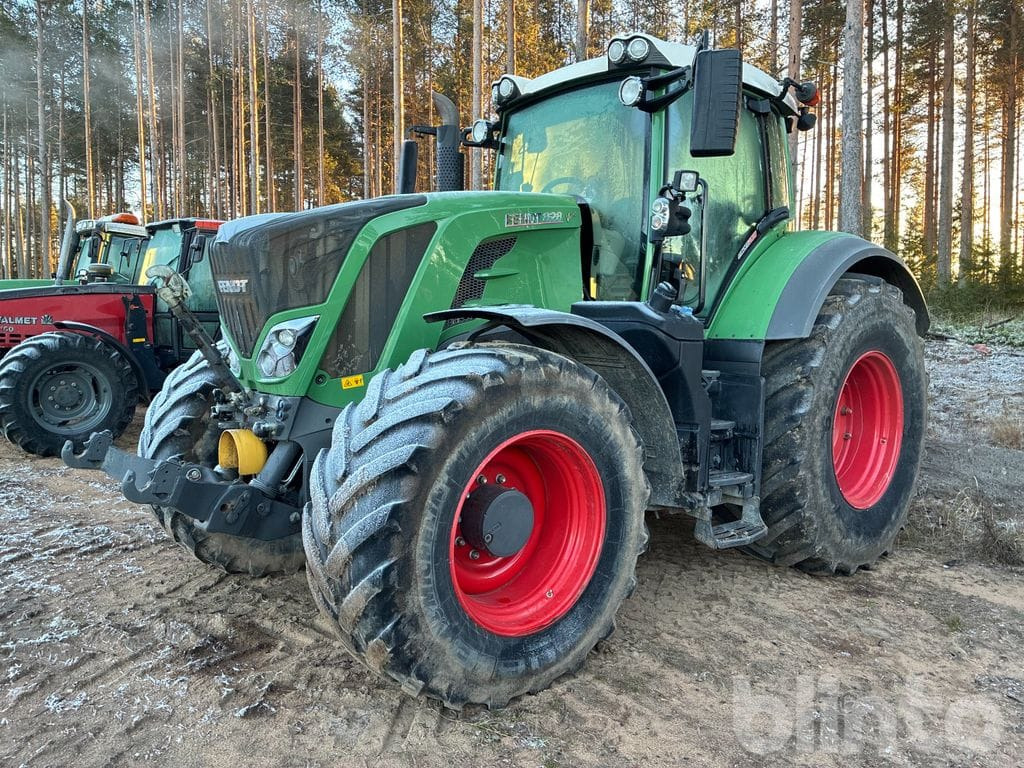 FENDT 828 Vario - Traktor: obrázok 1 FENDT 828 Vario - Traktor: obrázok 1