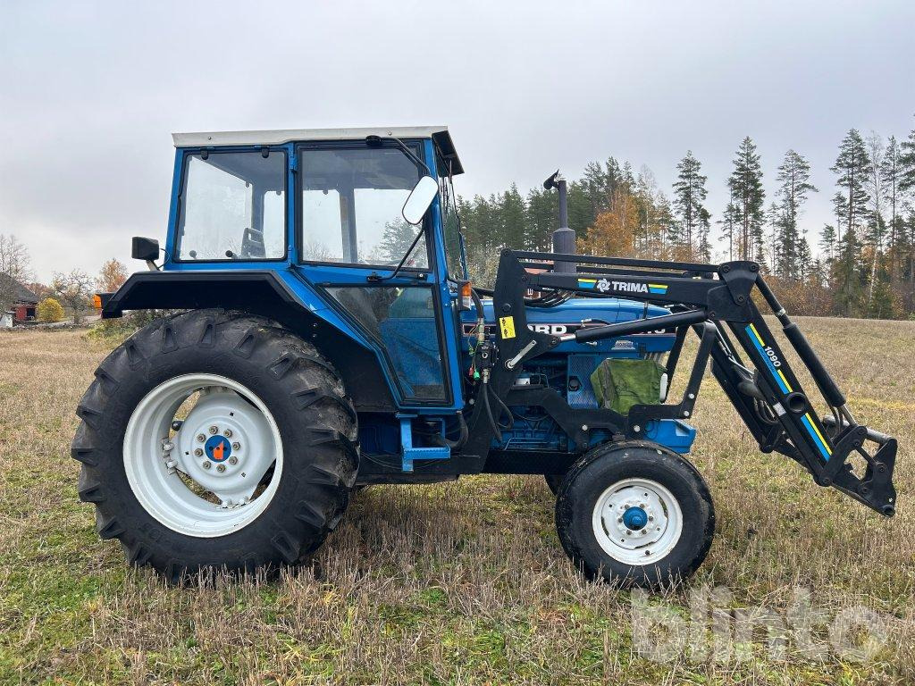 FORD 4610 (låg drifttid) - Traktor: obrázok 4 FORD 4610 (låg drifttid) - Traktor: obrázok 4
