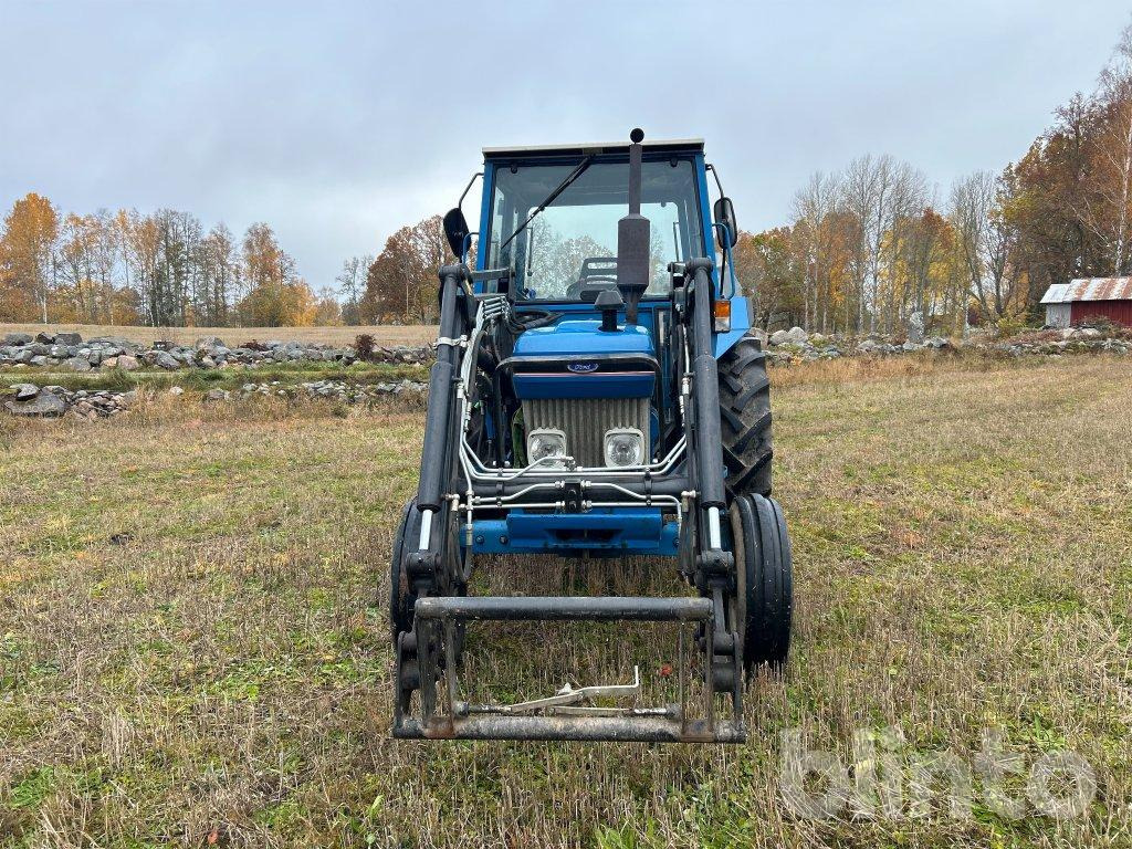 FORD 4610 (låg drifttid) - Traktor: obrázok 2 FORD 4610 (låg drifttid) - Traktor: obrázok 2