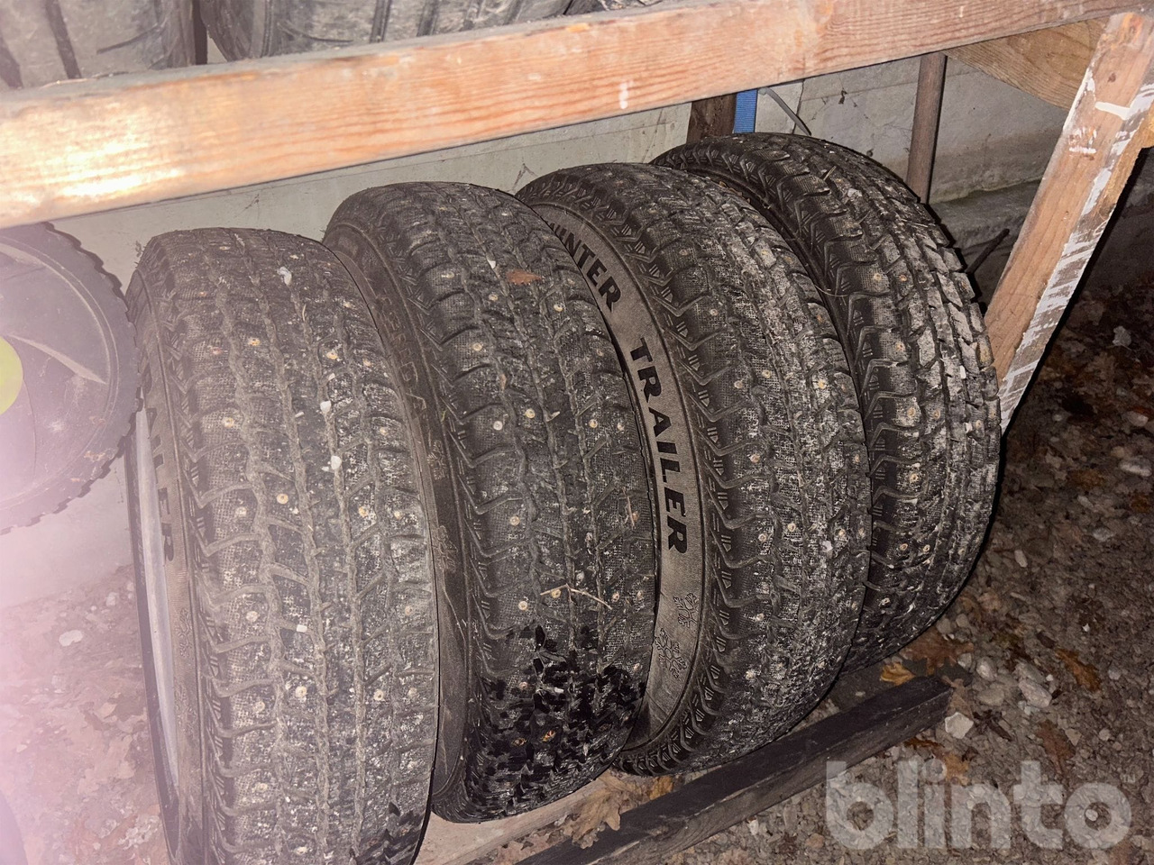 Plošinový/ Valníkový príves HAPERT / 2 AXLAT: obrázok 21