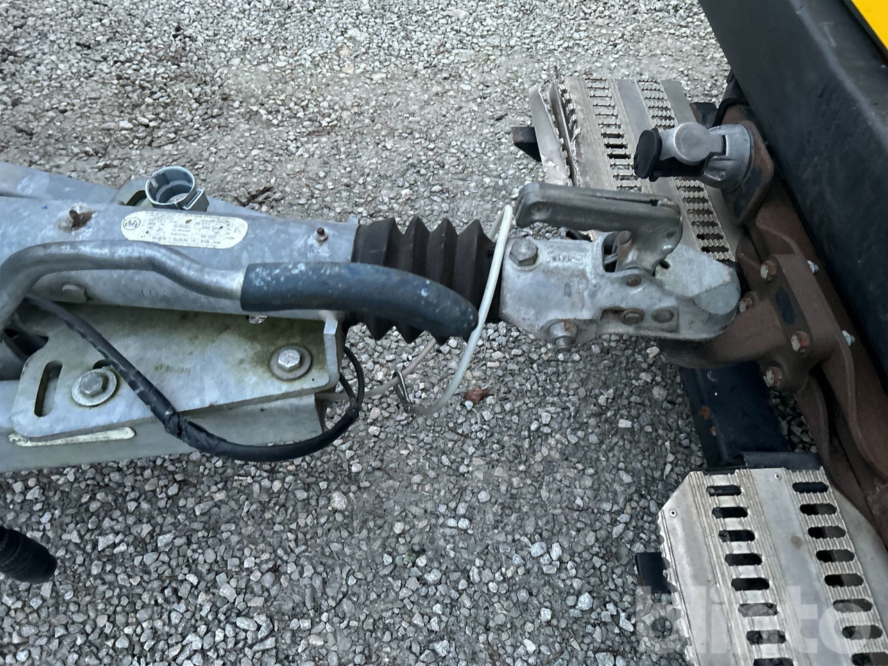 Plošinový/ Valníkový príves HAPERT / 2 AXLAT: obrázok 8