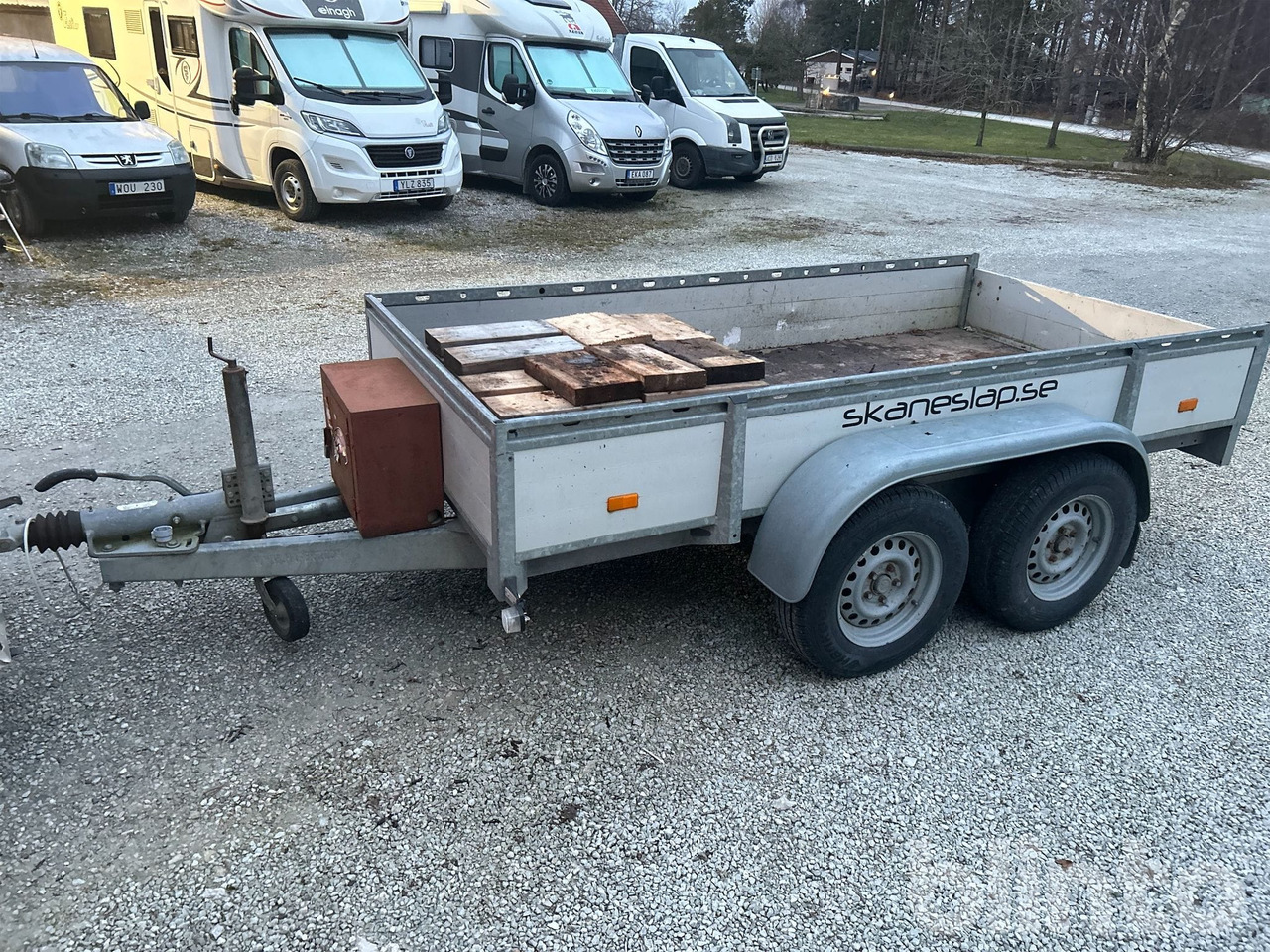 HAPERT / 2 AXLAT - Plošinový/ Valníkový príves: obrázok 1 HAPERT / 2 AXLAT - Plošinový/ Valníkový príves: obrázok 1