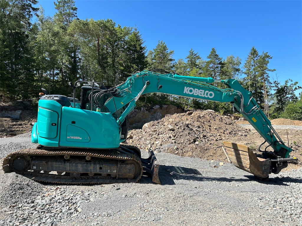 Kobelco SK140SRLC med 2D grävsystem och tillbehör - Pásové rýpadlo: obrázok 2 Kobelco SK140SRLC med 2D grävsystem och tillbehör - Pásové rýpadlo: obrázok 2