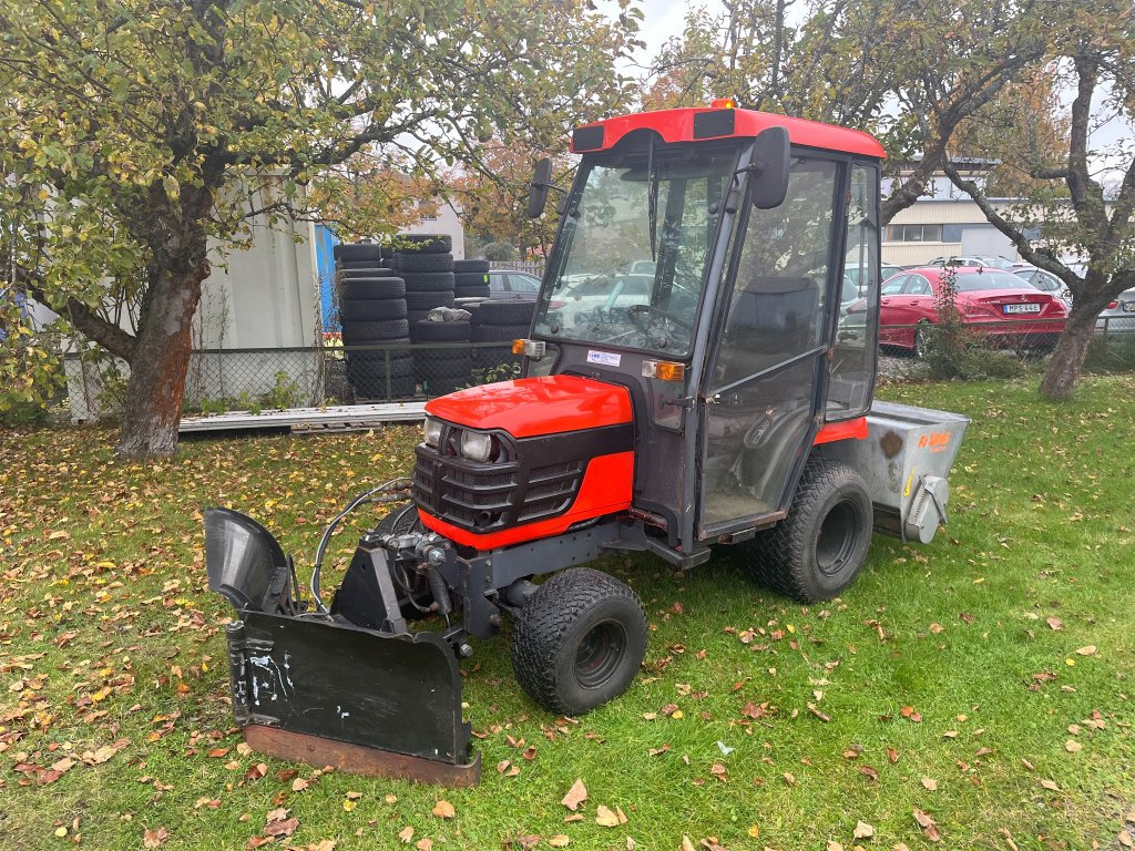 Kubota BX2200D - Kompaktný traktor: obrázok 1 Kubota BX2200D - Kompaktný traktor: obrázok 1