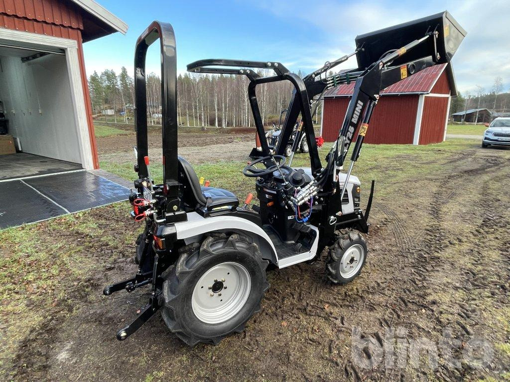 Landtrac 4wd med lastare - Kompaktný traktor: obrázok 4 Landtrac 4wd med lastare - Kompaktný traktor: obrázok 4