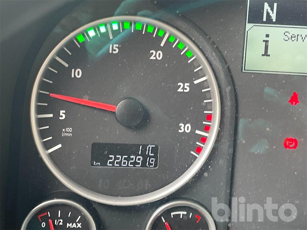 MAN TGL 12.220 4x2 BL (2017) - Plachtové nákladné vozidlo: obrázok 5 MAN TGL 12.220 4x2 BL (2017) - Plachtové nákladné vozidlo: obrázok 5