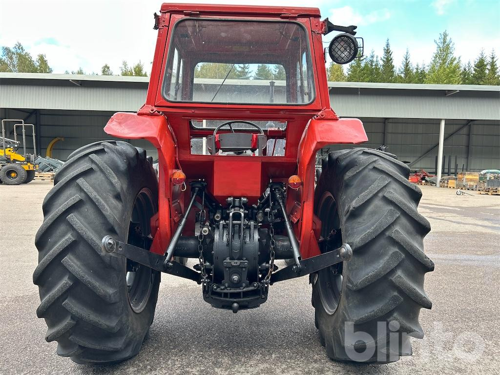 MASSEY FERGUSON 175 - Traktor: obrázok 5 MASSEY FERGUSON 175 - Traktor: obrázok 5