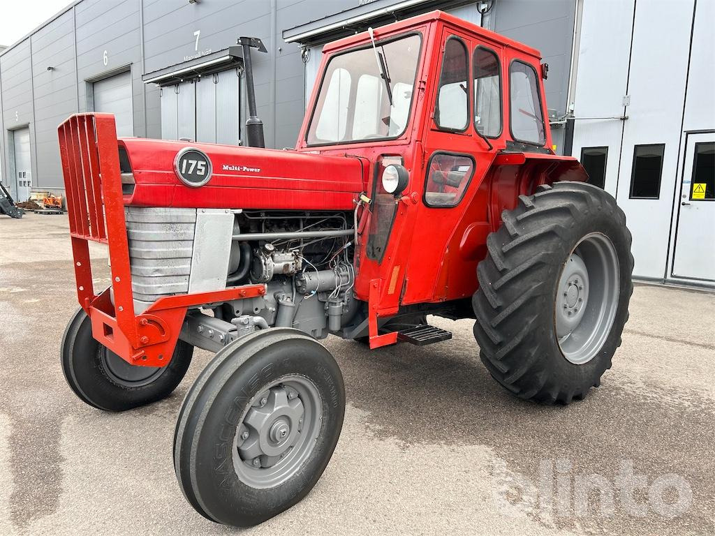 MASSEY FERGUSON 175 - Traktor: obrázok 3 MASSEY FERGUSON 175 - Traktor: obrázok 3
