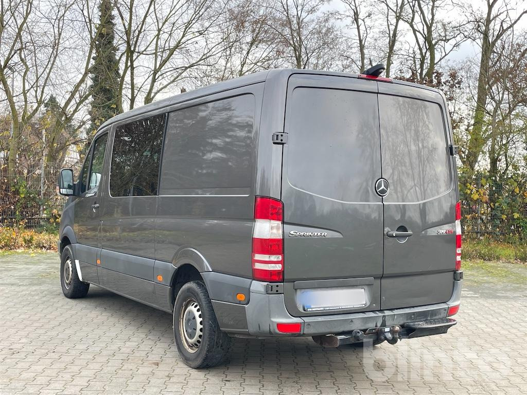Mercedes Benz Sprinter 319 CDI - Furgon: obrázok 4 Mercedes Benz Sprinter 319 CDI - Furgon: obrázok 4