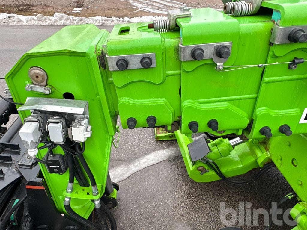 Teleskopický nakladač Merlo P40.17: obrázok 23