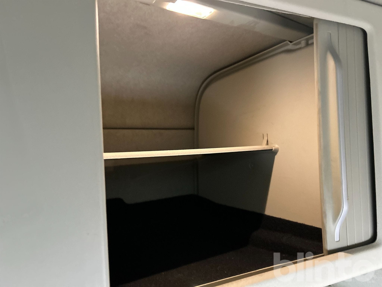 Nákladné auto VOLVO: obrázok 35 Nákladné auto VOLVO: obrázok 35