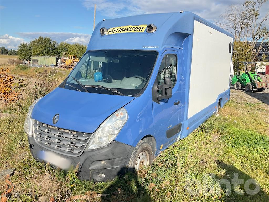 RENAULT VAE4F2 - Nákladné auto na prepravu koní: obrázok 2 RENAULT VAE4F2 - Nákladné auto na prepravu koní: obrázok 2