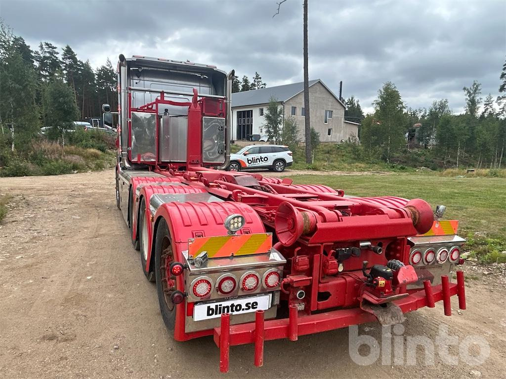 SCANIA R560LB8X4*4HNB - Hákový nosič kontajnerov: obrázok 3 SCANIA R560LB8X4*4HNB - Hákový nosič kontajnerov: obrázok 3
